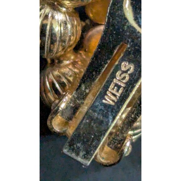 Weiss Gold Tone Clip-On Earrings With Multicolor Rhinestones Retro Flower Design - Picture 8 of 8